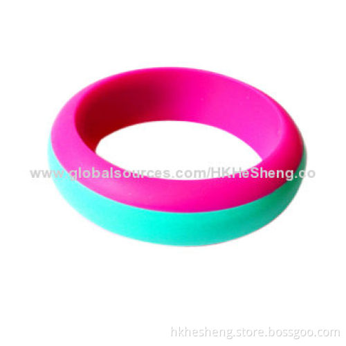 2014 Characteristic and Charming Silicone Bangles, BPA-free and Food-grade